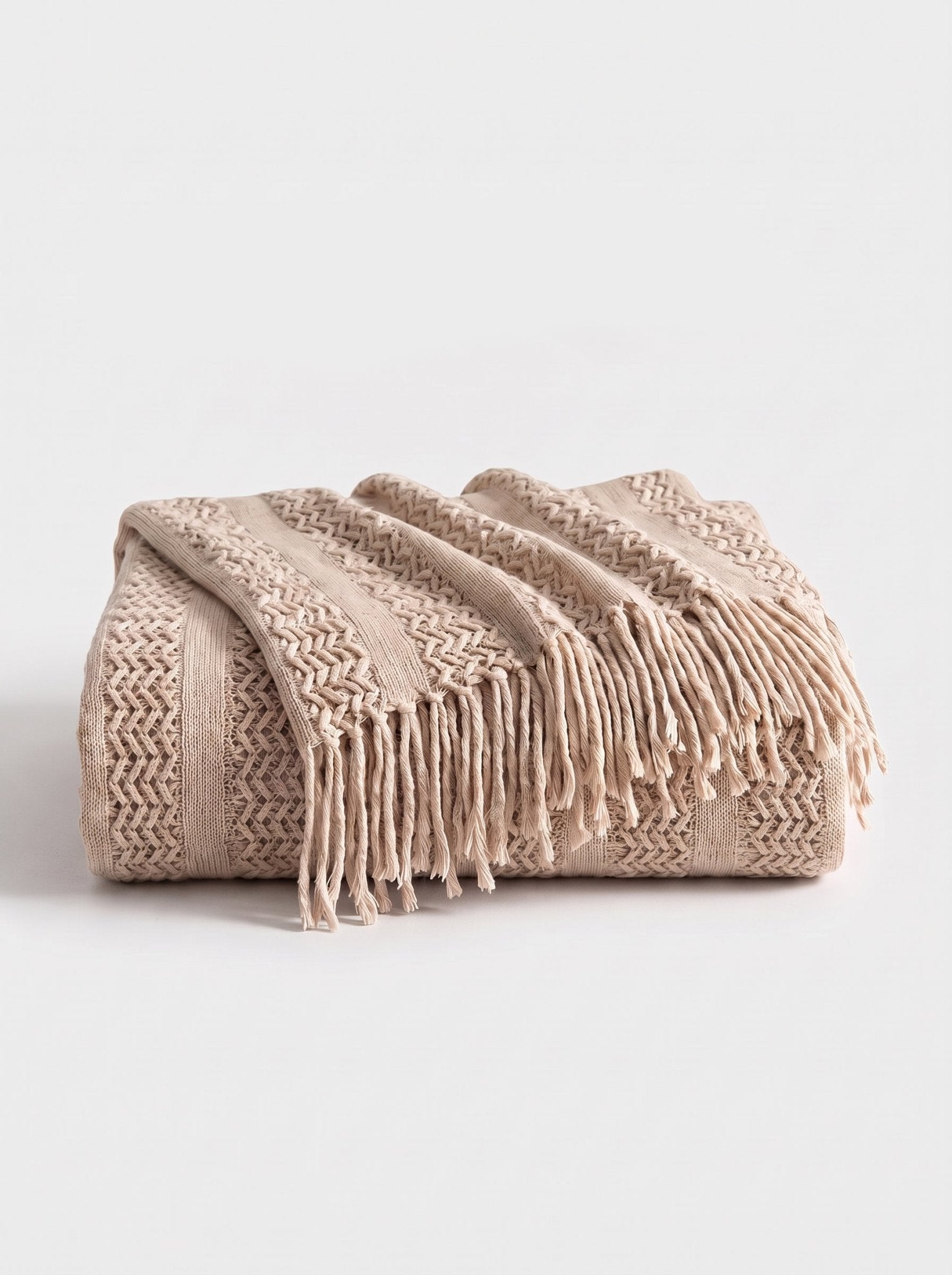 Strickdecke mit Fransen - Nell & Croft