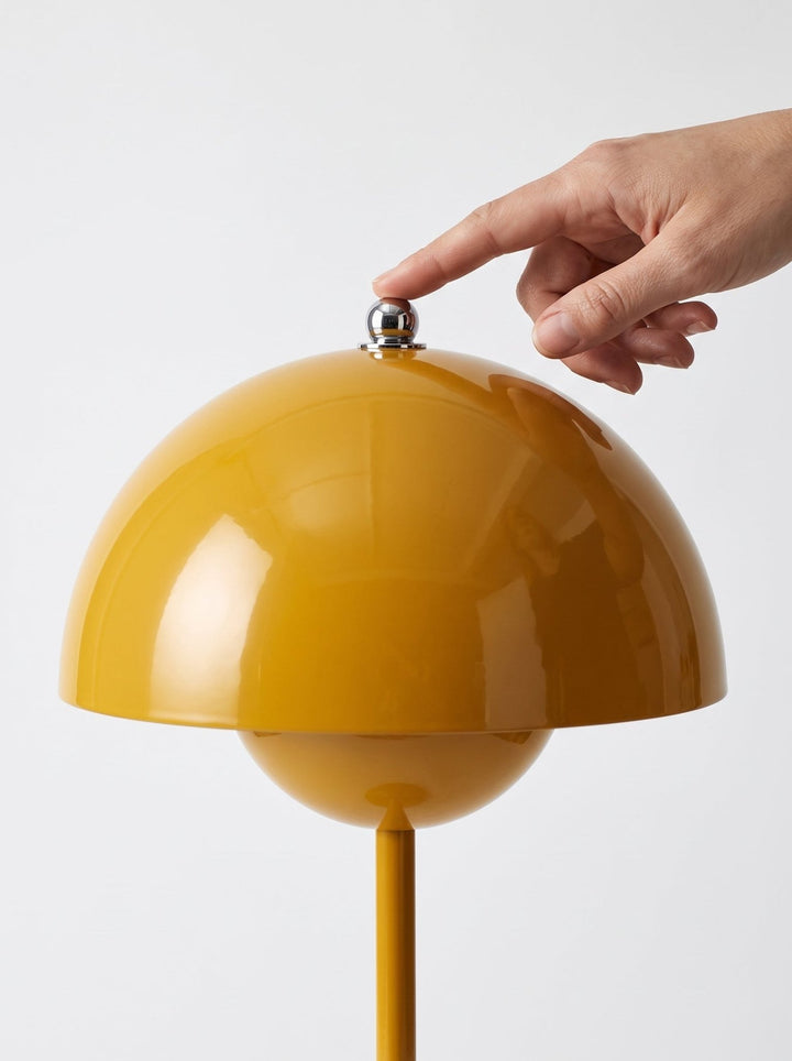 Touch-Tischlampe mit Blütenform - Nell & Croft