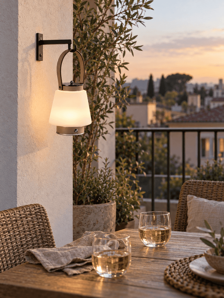 Tragbare wiederaufladbare Lampe - Nell & Croft